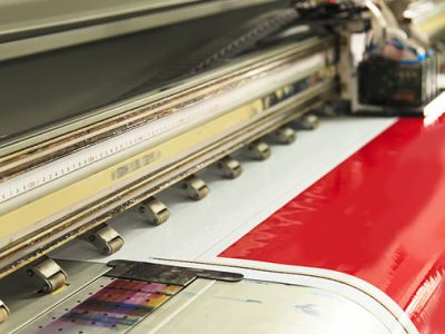 Tinta pigmentu organikoak aplikatzea